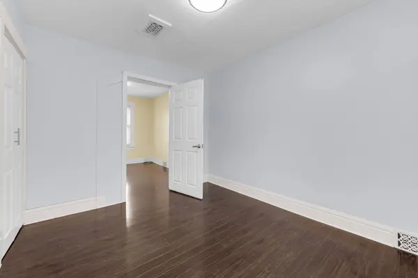 153 Lake ST, St. Catharines, ON L2R 5Y5