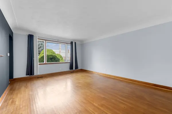 67 Wardrope AVE, Hamilton, ON L8G 1S3