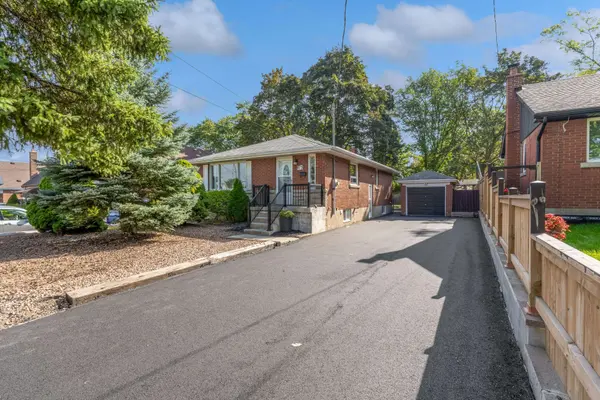 67 Wardrope AVE, Hamilton, ON L8G 1S3