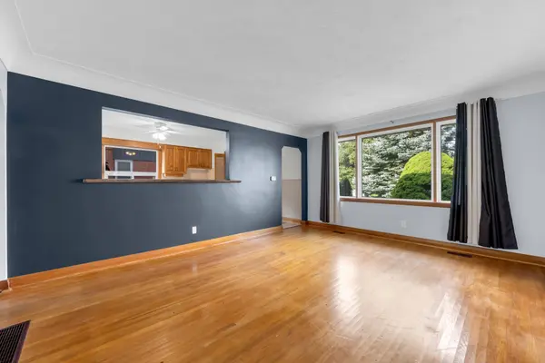 67 Wardrope AVE, Hamilton, ON L8G 1S3