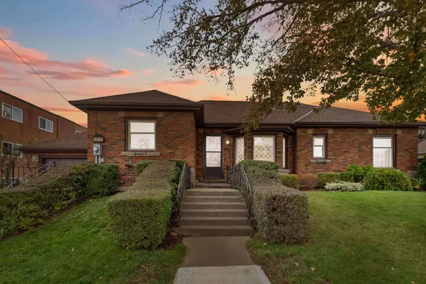 3835 Main ST, Niagara Falls, ON L2G 6B4