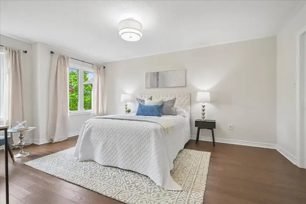 1493 Derby County CRES, Oakville, ON L6M 4N9