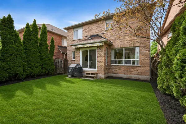 1493 Derby County CRES, Oakville, ON L6M 4N9