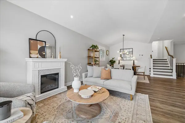 147 Valridge DR, Hamilton, ON L9G 4Y4