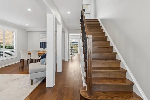 2927 Westoak Trails BLVD, Oakville, ON L6M 4V2