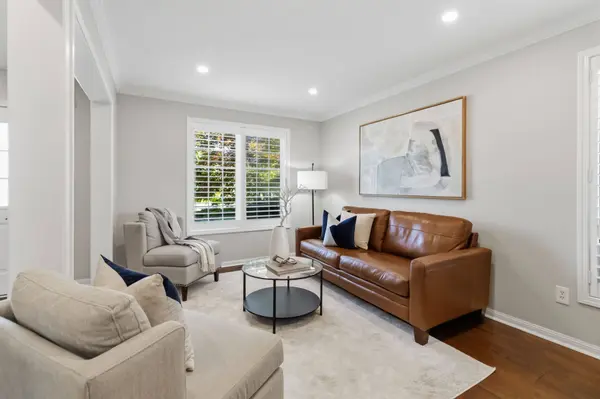 2927 Westoak Trails BLVD, Oakville, ON L6M 4V2
