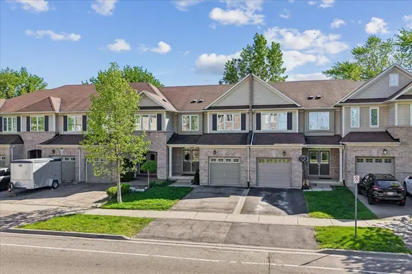 2020 Colonel William Pkwy, Oakville, ON L6M 0L9