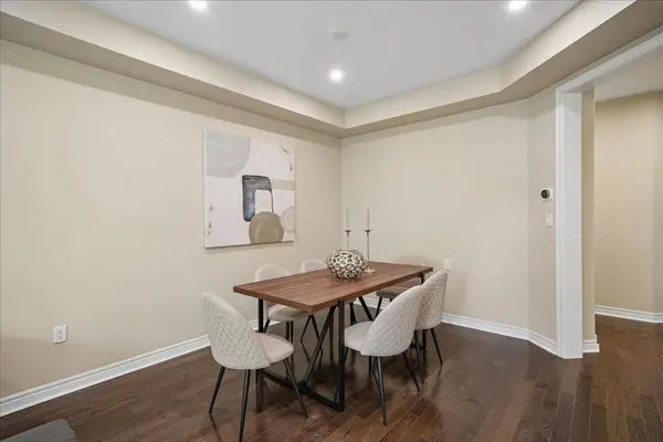 2020 Colonel William Pkwy, Oakville, ON L6M 0L9