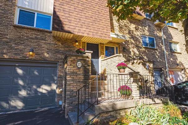 27 Melanie CRES, Hamilton, ON L0R 2H0