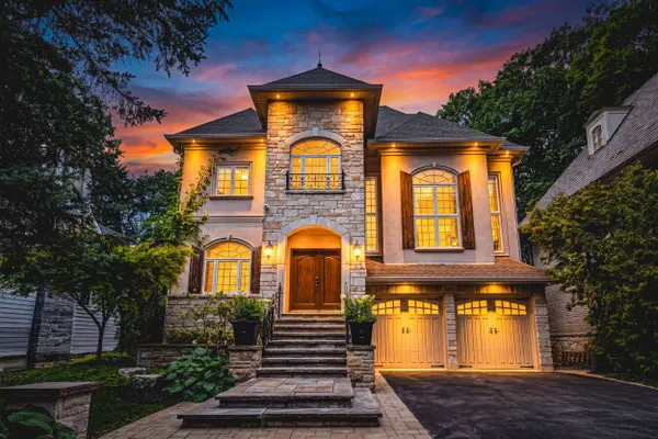 3021 Woodland Park DR