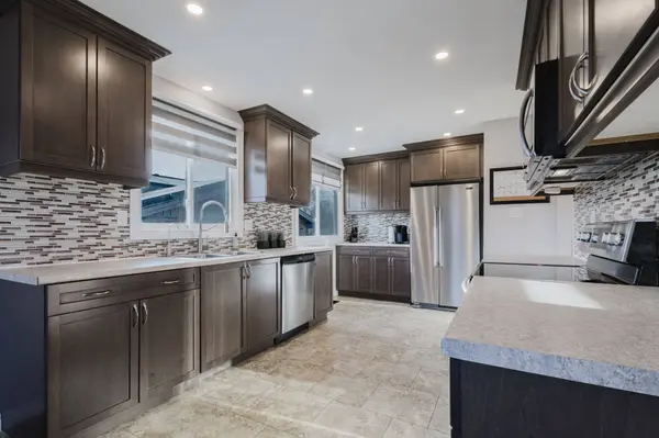 19 Southglen RD, Brant, ON N3R 6Z8