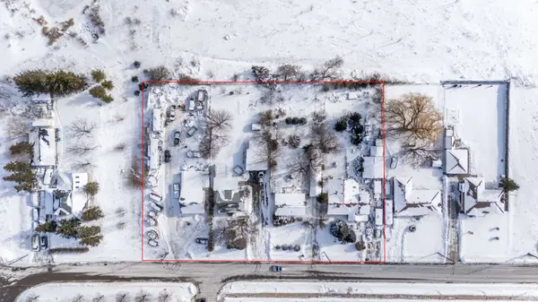 202-196 Upper Mount Albion RD, Hamilton, ON L8J 1V4