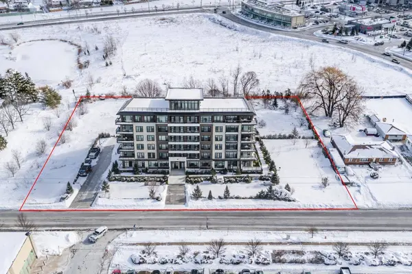 202-196 Upper Mount Albion RD, Hamilton, ON L8J 1V4