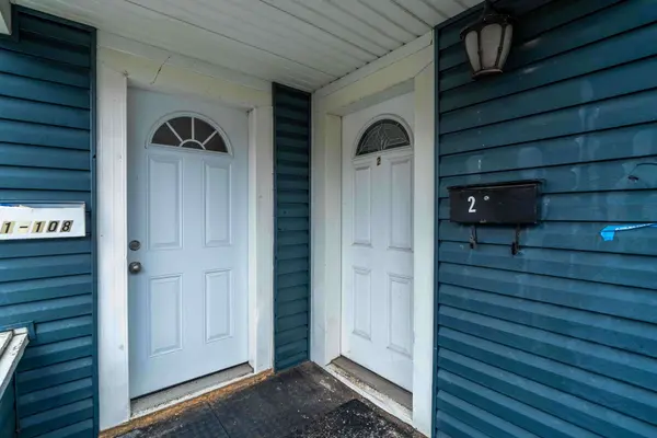 108 Queenston ST, St. Catharines, ON L2R 2Z3