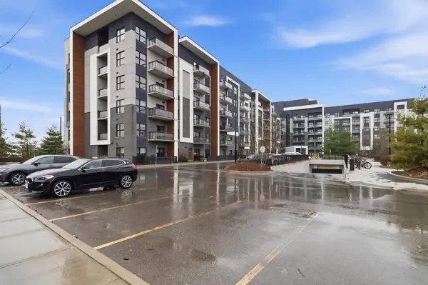 128 Grovewood Common N/A #122, Oakville, ON L6H 0X3