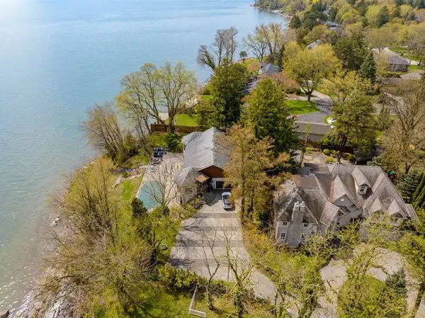 100 Appleby PL, Burlington, ON L7L 2X1