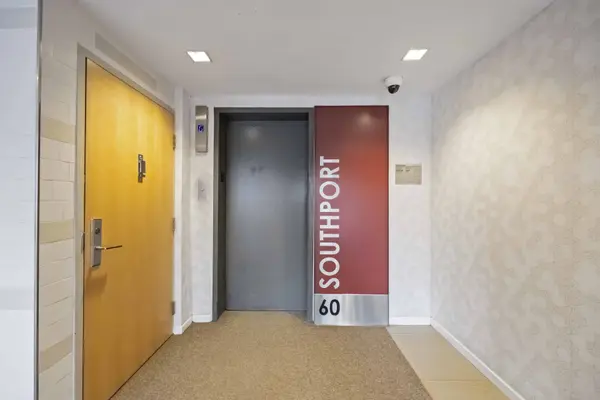 60 Southport ST #808, Toronto W01, ON M6S 3N4