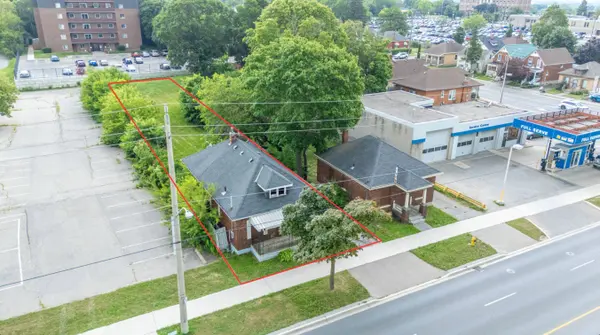 341 St Paul AVE