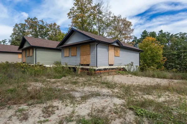 218 Musquash RD, Gravenhurst, ON P1P 1R2