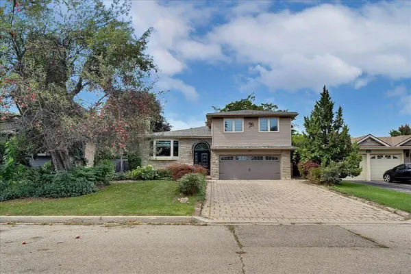 24 Golf View DR