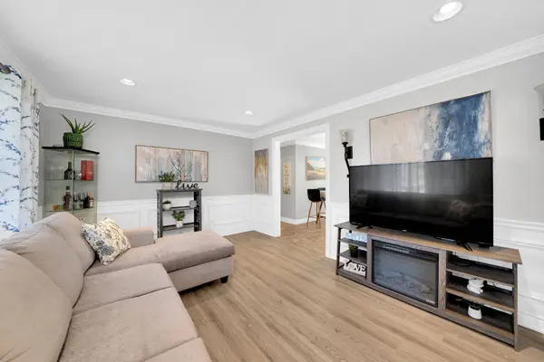 8 Wauchope AVE, Cambridge, ON N1R 1A5
