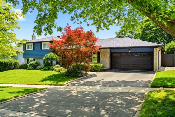 1281 Lakeview DR