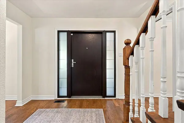 1125 Grand BLVD, Oakville, ON L6H 2X2