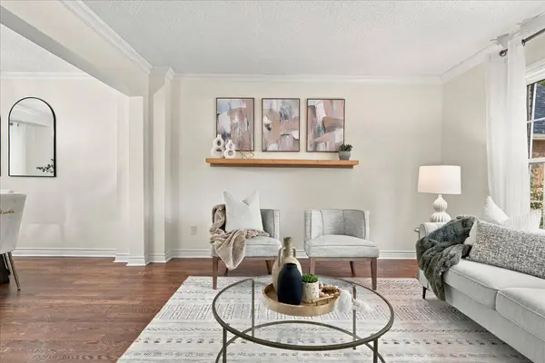 1125 Grand BLVD, Oakville, ON L6H 2X2