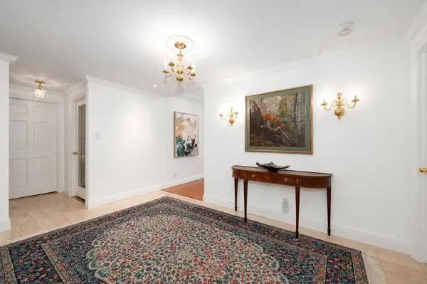 100 Lakeshore RD E #1105, Oakville, ON L6J 6M9