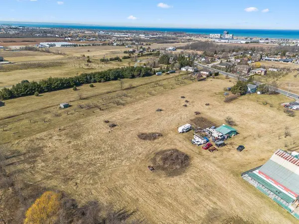 425 Main ST W, Grimsby, ON L3M 1T1