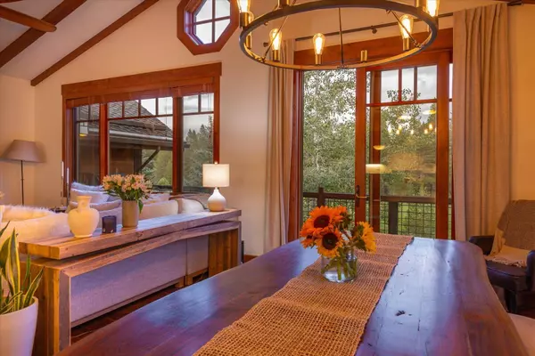 10199 Annies Loop, Truckee, CA 96161