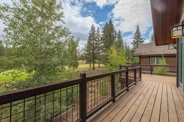 10199 Annies Loop, Truckee, CA 96161