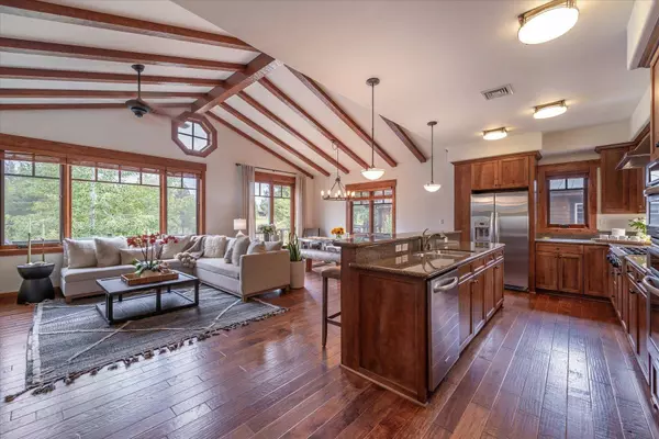 10199 Annies Loop, Truckee, CA 96161