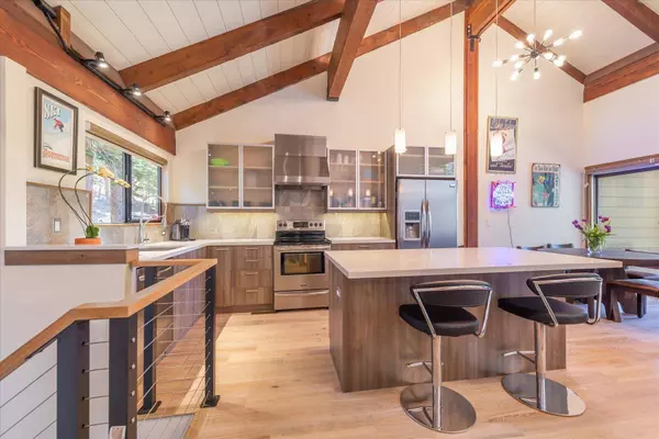 6021 Mill Camp, Truckee, CA 96161