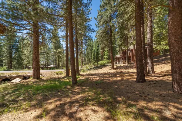 11274 China Camp Road, Truckee, CA 96161