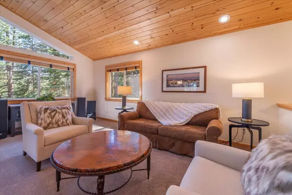 12539 Lausanne Way, Truckee, CA 96161