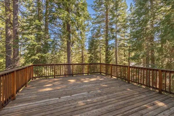 12539 Lausanne Way, Truckee, CA 96161