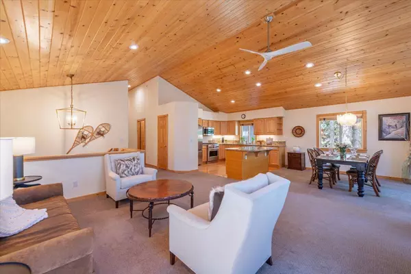 12539 Lausanne Way, Truckee, CA 96161