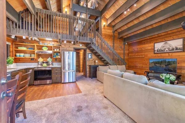 15323 Northwoods Boulevard, Truckee, CA 96161