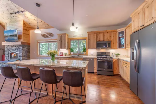 11673 Skislope Way, Truckee, CA 96161