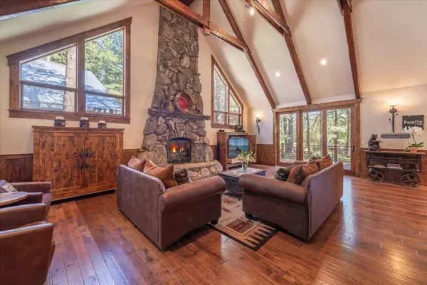 14022 Skiview Loop, Truckee, CA 96161