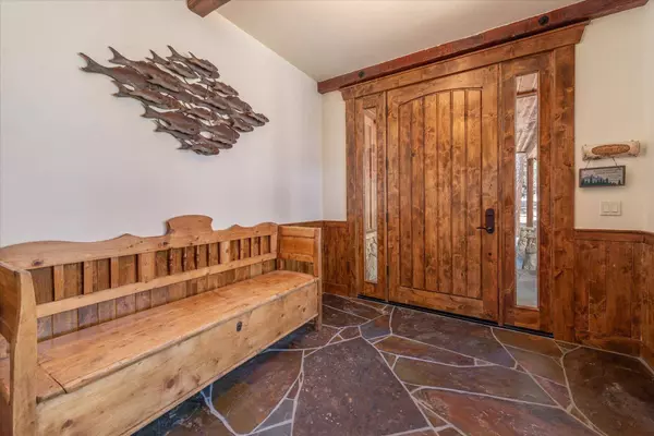 14022 Skiview Loop, Truckee, CA 96161