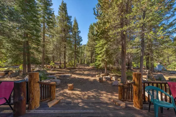 8600 Cold Stream Road, Truckee, CA 96161