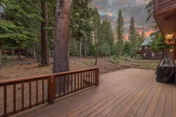 11118 Bolzano Way, Truckee, CA 96161