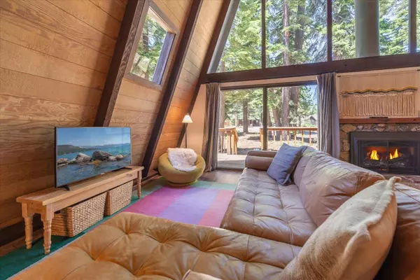 11978 Snowpeak Way, Truckee, CA 96161