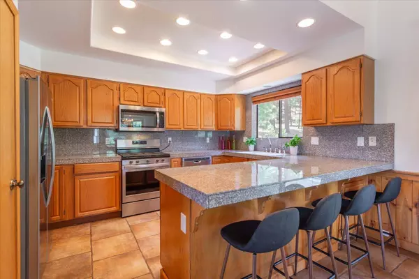 10036 The Strand, Truckee, CA 96161