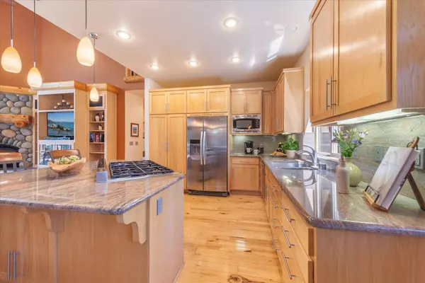 14596 Swiss Lane, Truckee, CA 96161