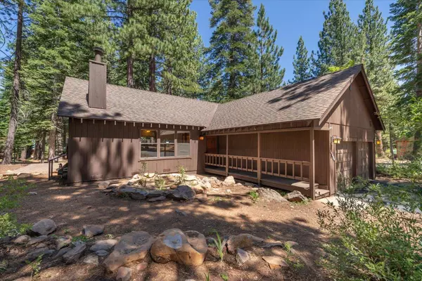 14094 Saint Croix Way, Truckee, CA 96161