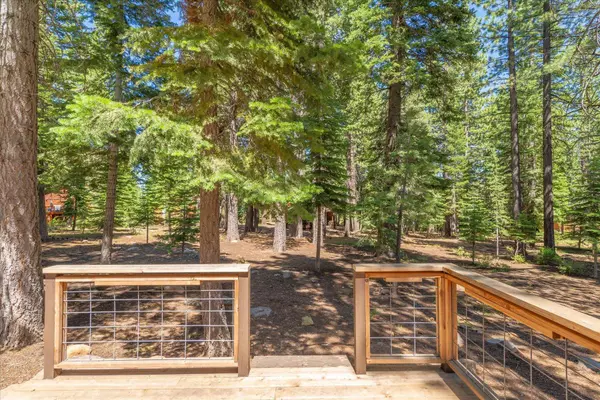 14094 Saint Croix Way, Truckee, CA 96161