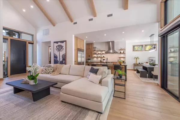 9087 Horned Lark Court, Truckee, CA 96161